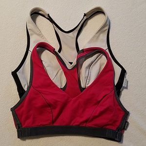 2 Victoria's Secret sports bras